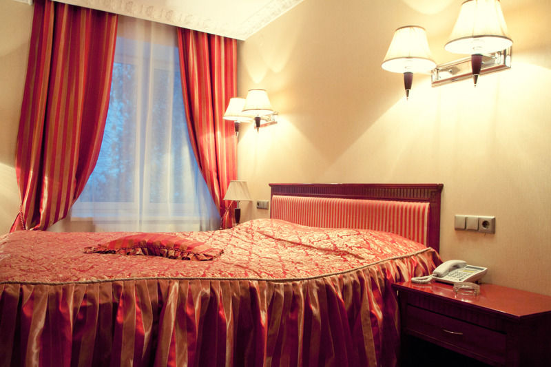 Royal Sun Geneva Hotel Truszkavec Kültér fotó